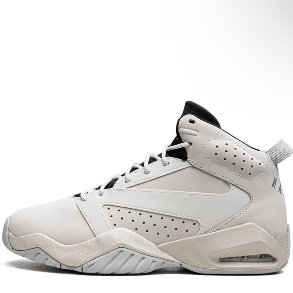 Jordan Cream Sneakers for Effortless Style